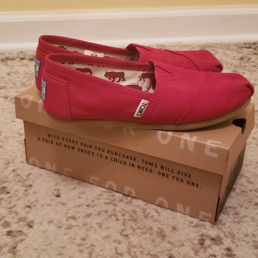 Toms Classic Size 5